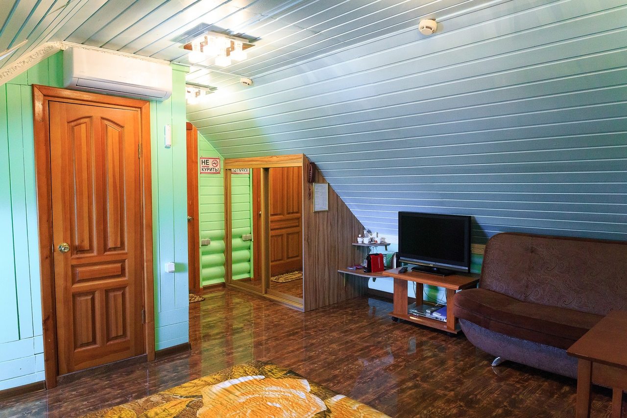 Интерьер номера на втором этаже