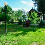 Территория базы отдыха.