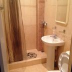 Двухместный (Двухместный номер с 2 отдельными кроватями и ванной комнатой), Гостевой дом Элла