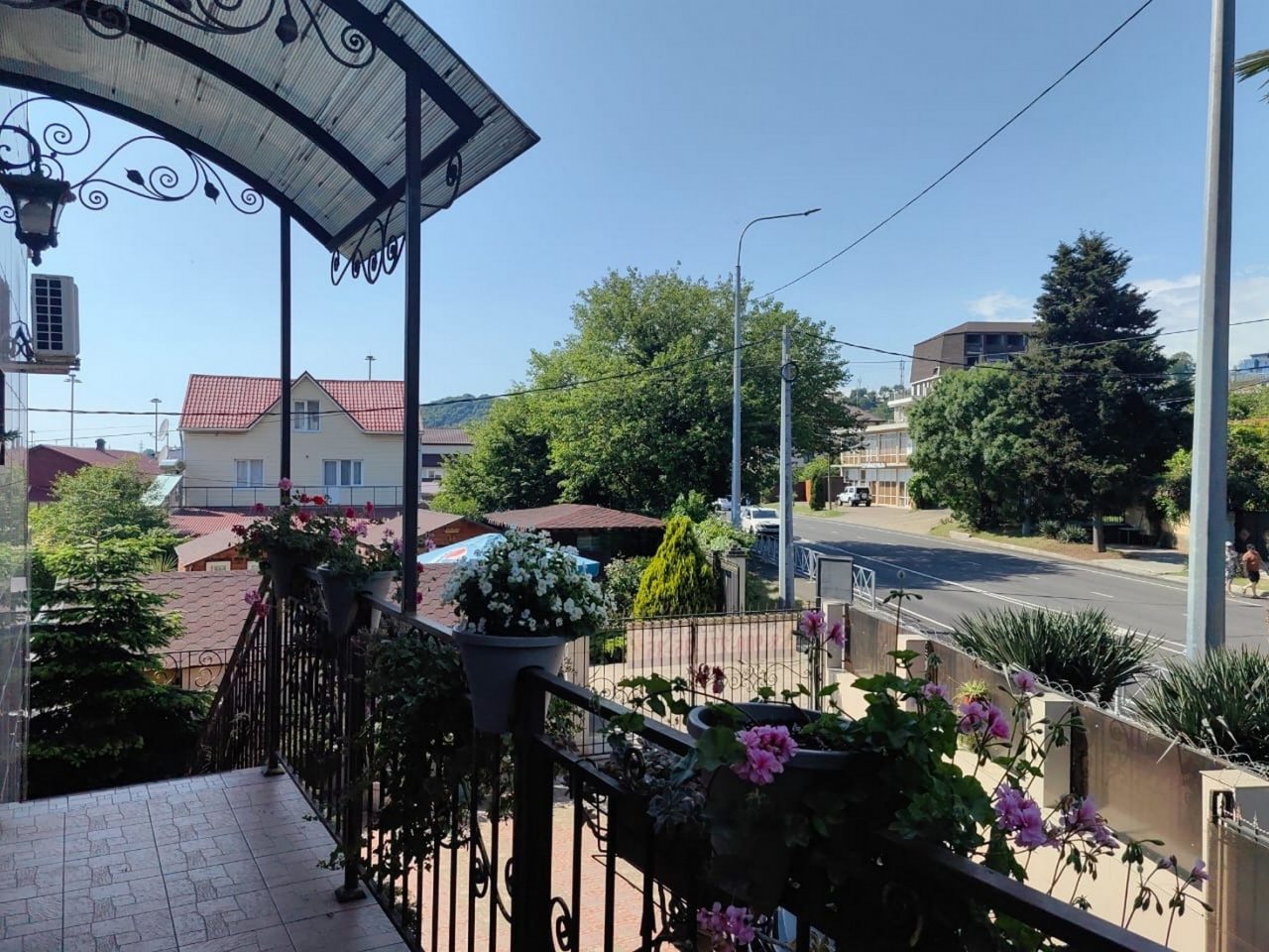 Четырехместный (С лоджией), Art Home