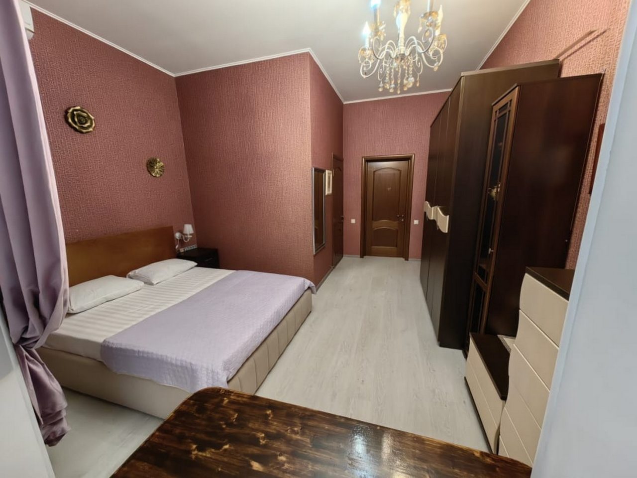 Четырехместный (С лоджией), Art Home