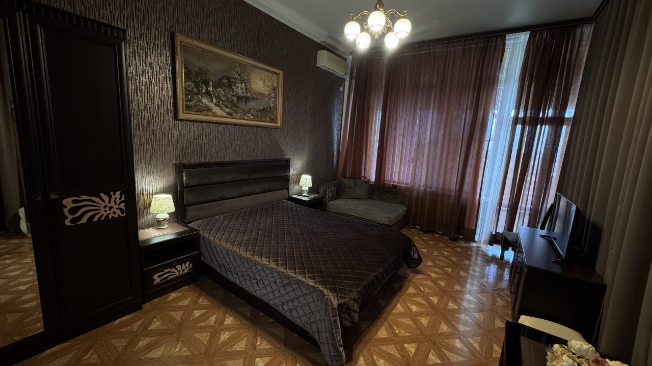 Трехместный (С террасой), Art Home