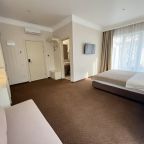 Просторный номер (23 м²) на 1 этаже с доп. местом.