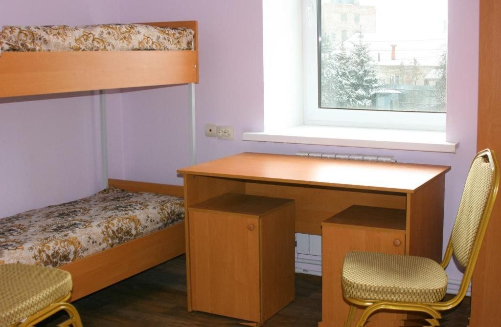Номер (Кровать в общем номере с 2 кроватями) отеля Калужский двор, Калуга