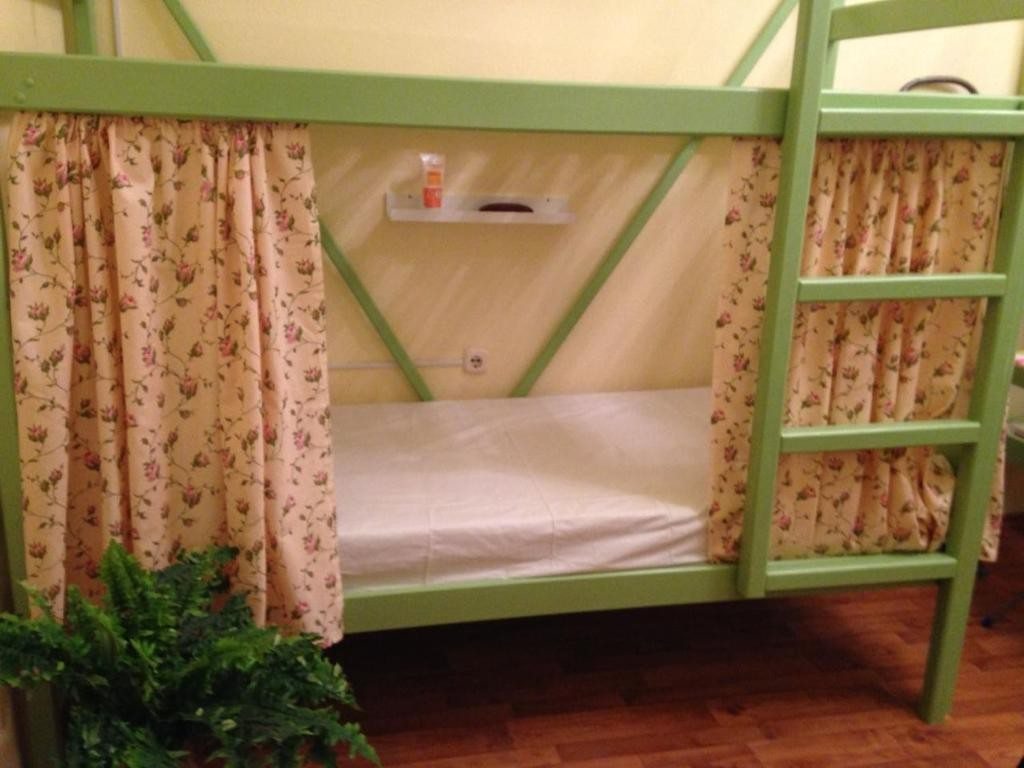 Номер (Кровать в общем 6-местном номере для женщин) хостела На Малиновского, Ростов-на-Дону