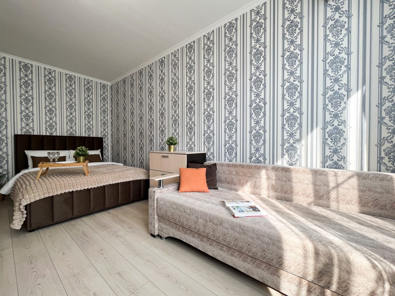 Апартаменты (Шикарная евродвушка №767), Апартаменты На Гвардейском переулке 13