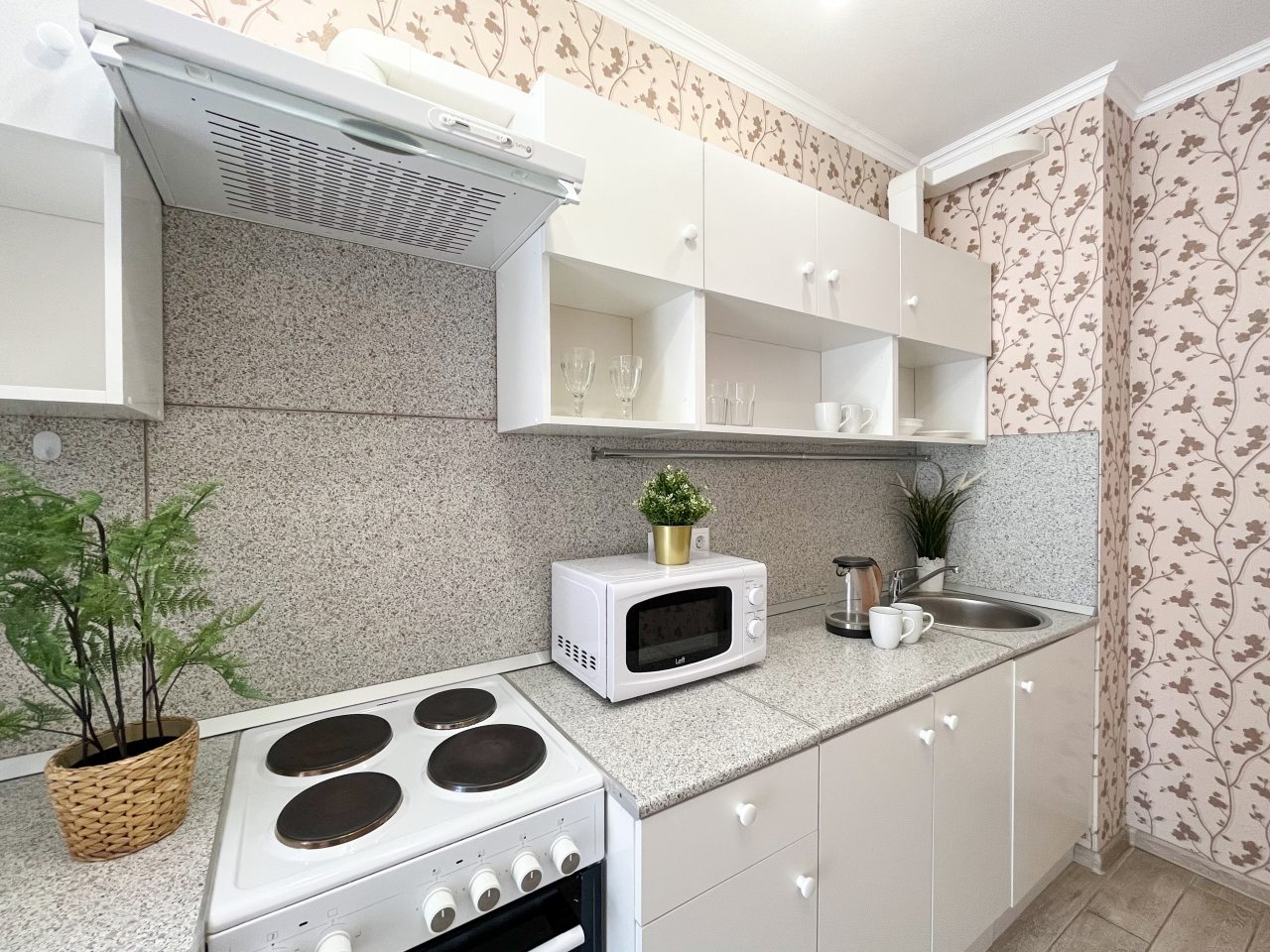 Апартаменты (Шикарная евродвушка №767), Апартаменты На Гвардейском переулке 13