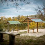 Собственный пляж, База отдыха Дружба