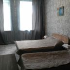 Трехместный (Двухспальная кровать+ односпальная кровать)), Гостиница Калачинская