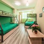 Номер (Кровать в общем четырехместном номере), Хостел NiceHostel