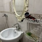 Трёхместный и более (Трехместный стандарт), Мини-отель MozArt Inn