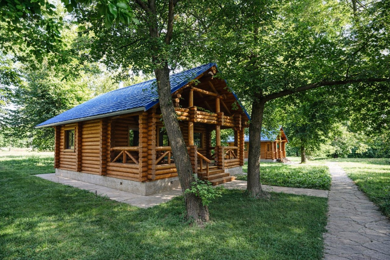 Коттедж (Стандарт), База отдыха Синяя птица