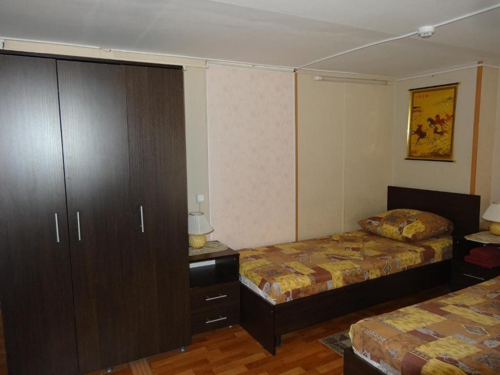 Номер (Односпальная кровать в общем номере) мини-гостиницы 59, Пермь