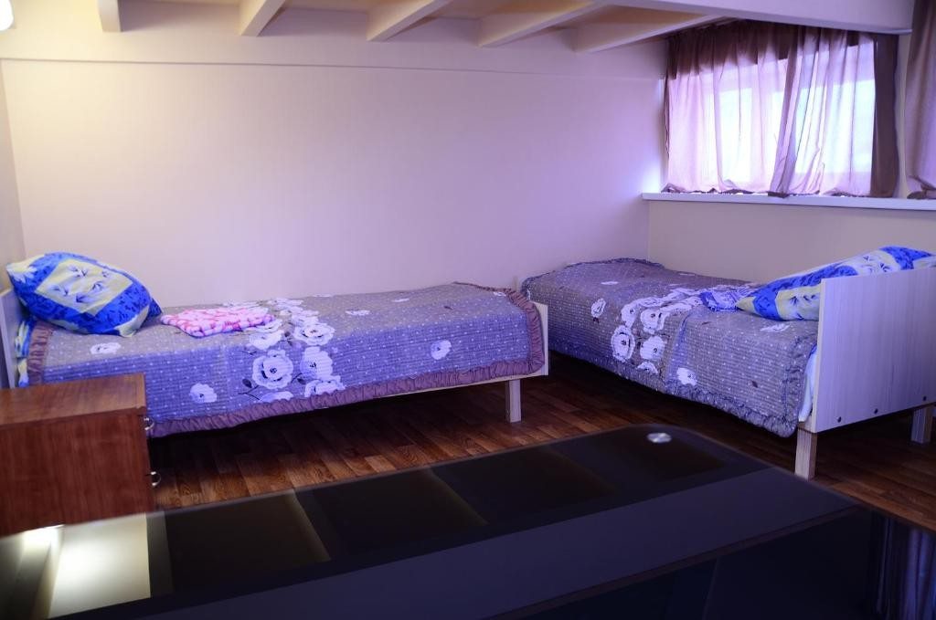 Номер (Односпальная кровать в общем номере с 4 кроватями) хостела Ермак, Петропавловск-Камчатский