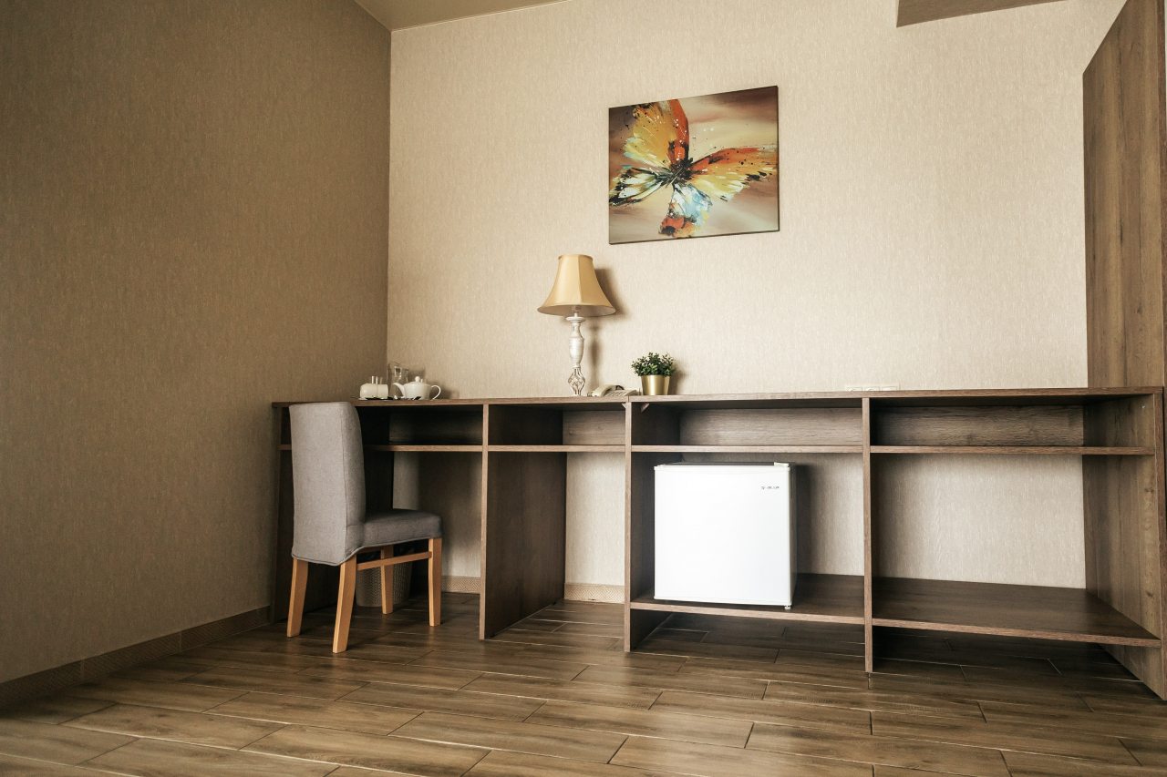 Сьюит (Джуниор Роял), Central Inn