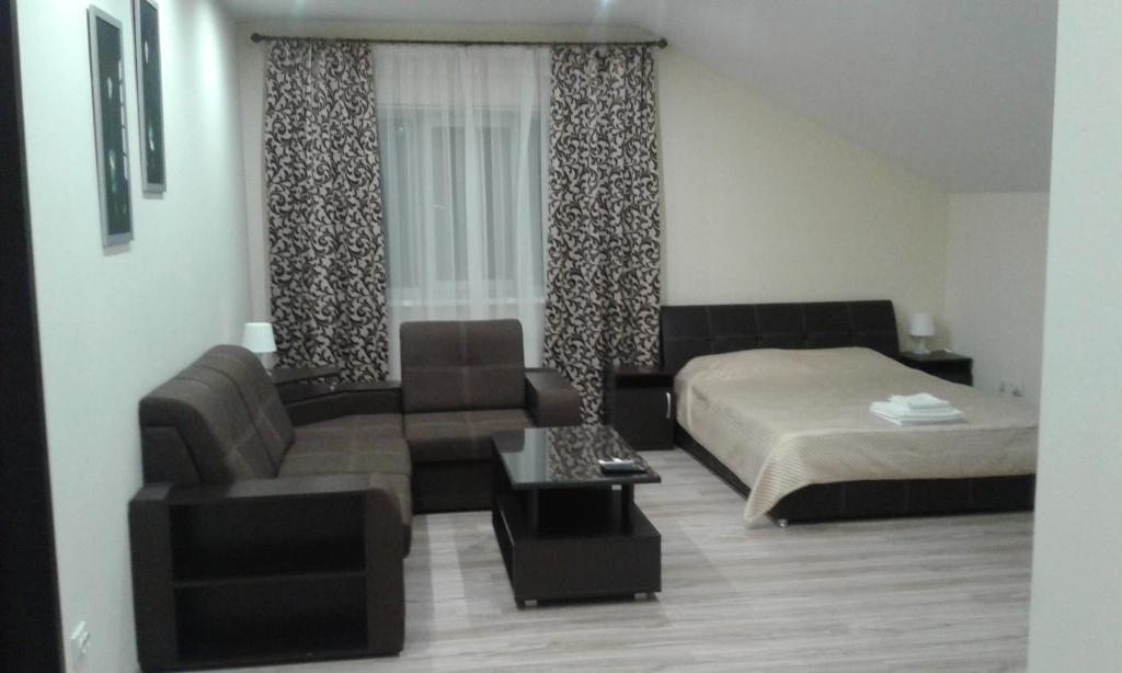 Двухместный (Просторный двухместный номер с 2 отдельными кроватями) мини-отеля Николь, Ставрополь