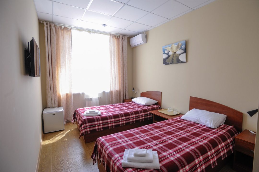 Двухместный (Комфорт с 2 односпальными кроватями) гостиницы Северная, Ставрополь