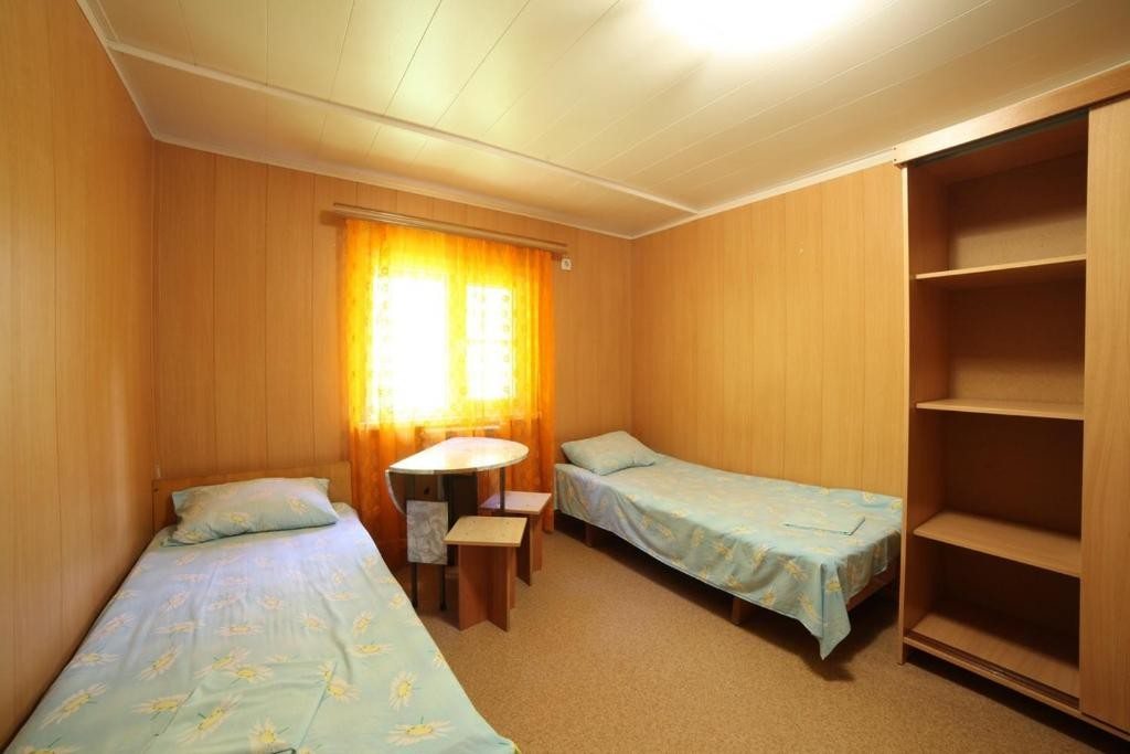 Двухместный (Бюджетный двухместный номер с 2 отдельными кроватями) гостевого дома Терраса, Туапсе