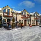 Таунхаус (Двухэтажный с зоной барбекю на 8 гостей (расположен по ул. Маркова 95)), Park & House Hotel Ессентуки