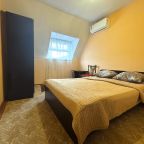 Номер (Стандарт мансардный с двухспальной кроватью), База отдыха Эльбрус