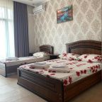 Трехместный (Трёхместный номер люкс со всеми удобствами), Гостевой дом Южная Рапсодия