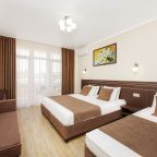 Трехместный, Гостиница Leonsia Family Hotel