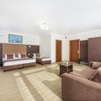 Студио (С видом на бассейн), Гостиница Leonsia Family Hotel