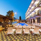 Качели, Гостиница Leonsia Family Hotel