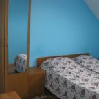 Двухместный (Двухместный номер с 2 отдельными кроватями и общей ванной комнатой), Гостевой дом На улице Мимоз 9