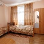 Трехместный (Трехместный номер с собственной ванной комнатой), Гостевой дом На улице Мимоз 9