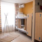 Восьмиместный (Койко-место в общем номере для мужчин и женщин), YES Hostel