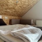 Трехместный (Мансардный номер с двуспальной кроватью и креслом-кроватью), Гостевой дом Мантарини