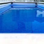 Бассейн с подогревом, Гостевой дом Мантарини