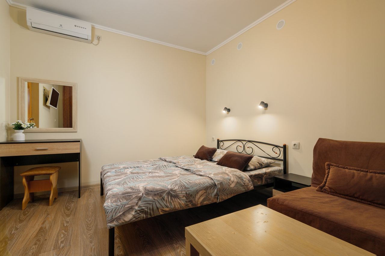 De Luxe (Делюкс), Гостевой дом Семь Ветров