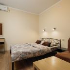 De Luxe (Делюкс), Гостевой дом Семь Ветров