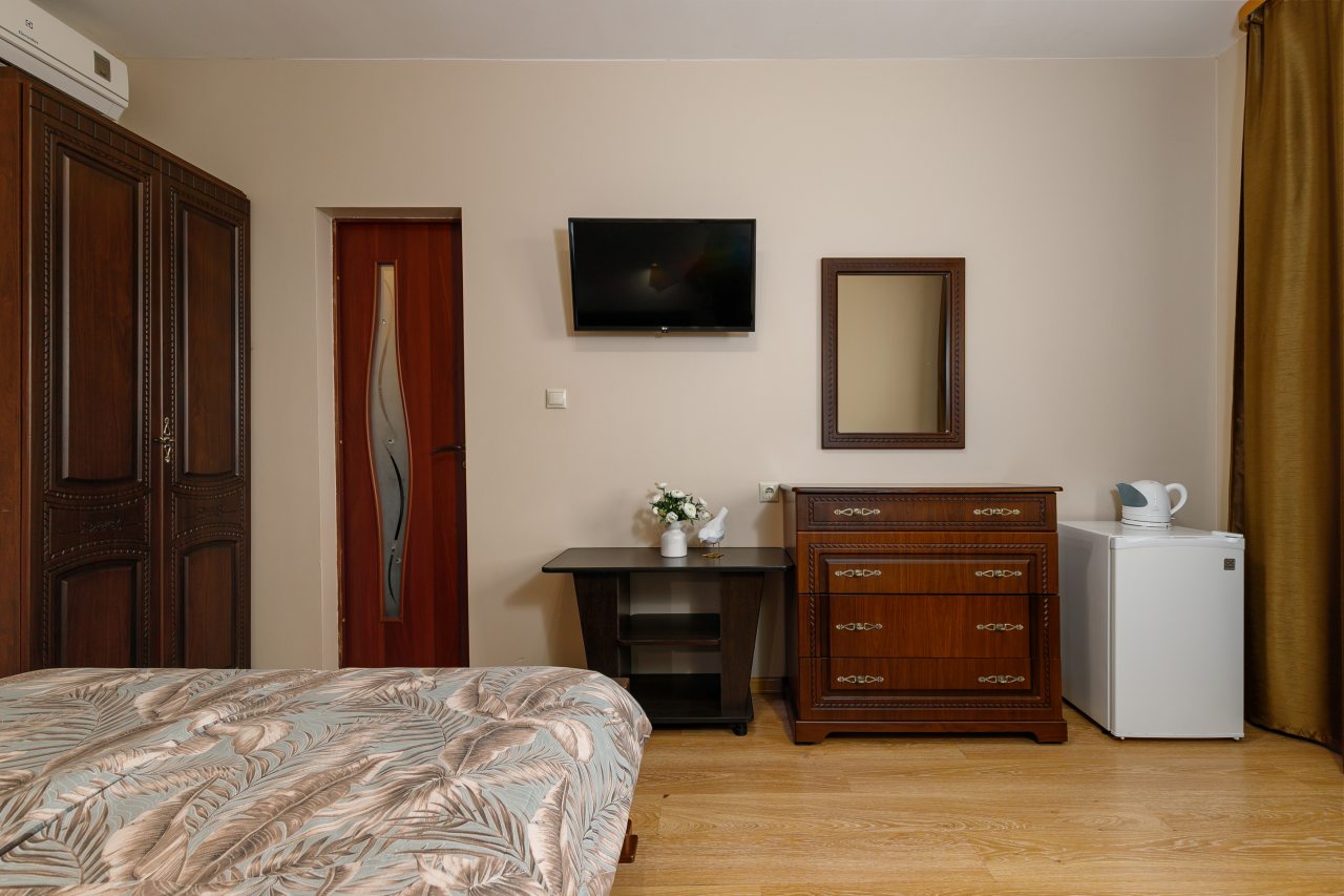 De Luxe (Делюкс), Гостевой дом Семь Ветров