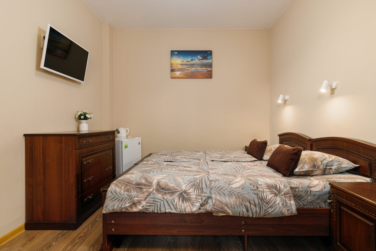 De Luxe (Делюкс), Гостевой дом Семь Ветров