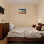 De Luxe (Делюкс), Гостевой дом Семь Ветров