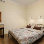 De Luxe (Делюкс), Гостевой дом Семь Ветров