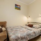 De Luxe (Делюкс), Гостевой дом Семь Ветров