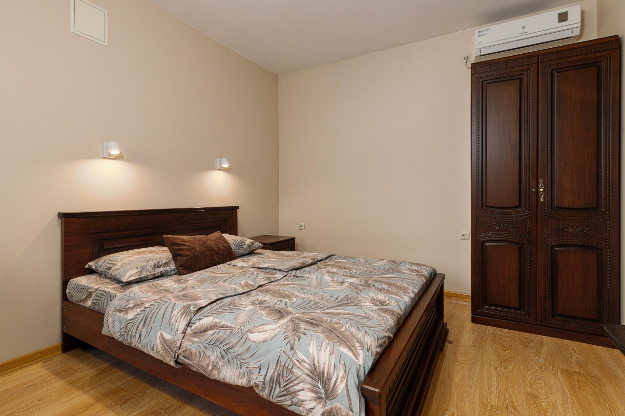 De Luxe (Делюкс), Гостевой дом Семь Ветров