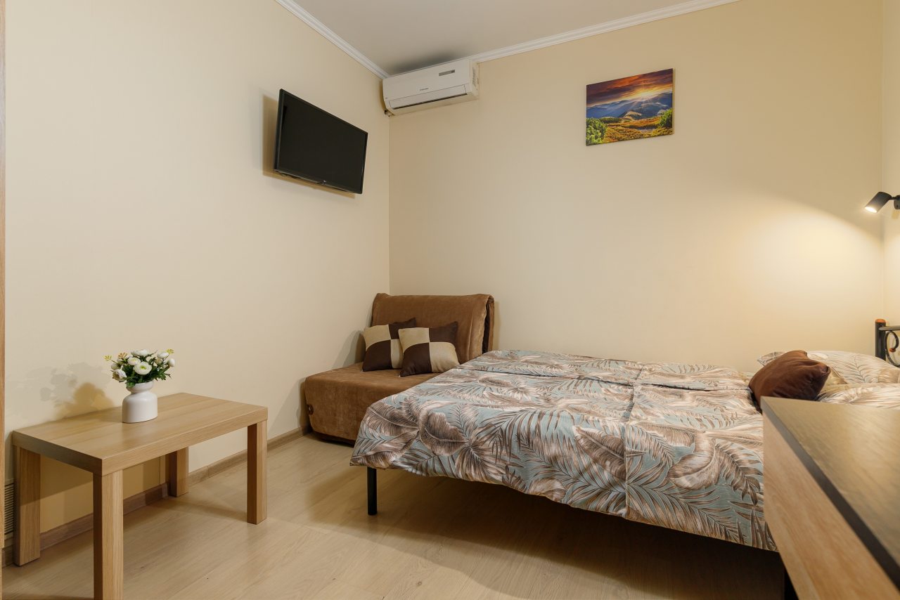 De Luxe (Делюкс), Гостевой дом Семь Ветров