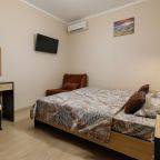 De Luxe (Делюкс), Гостевой дом Семь Ветров