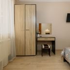 De Luxe (Делюкс), Гостевой дом Семь Ветров