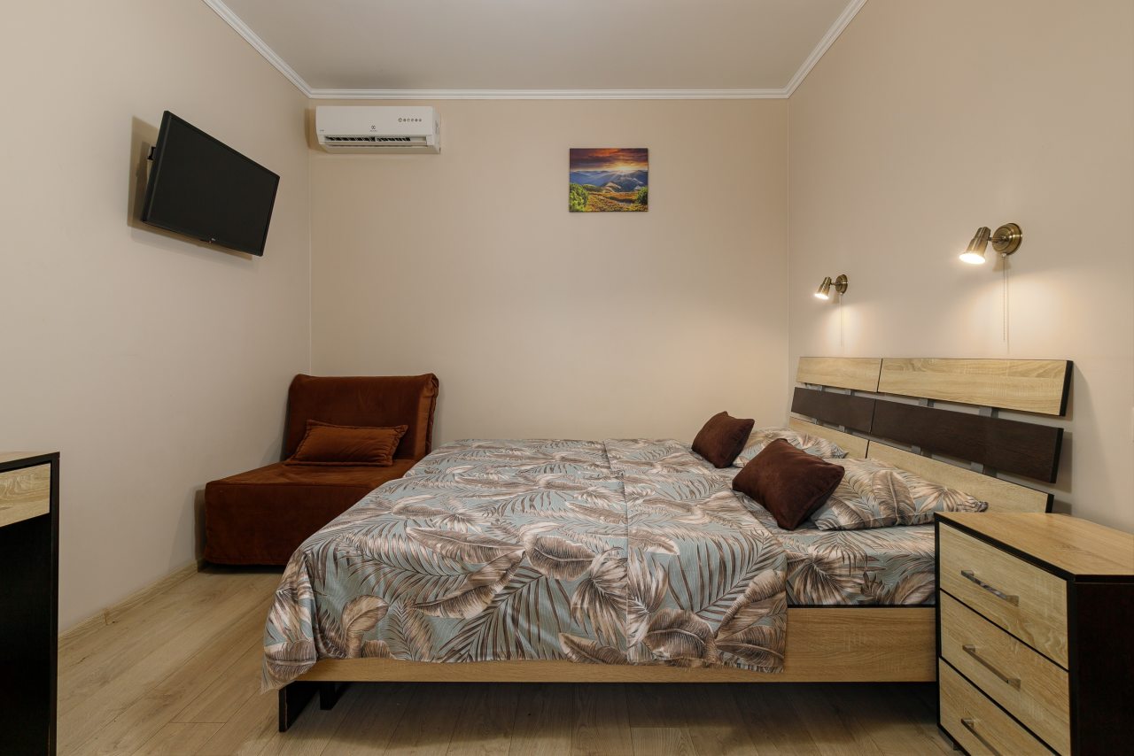 De Luxe (Делюкс), Гостевой дом Семь Ветров