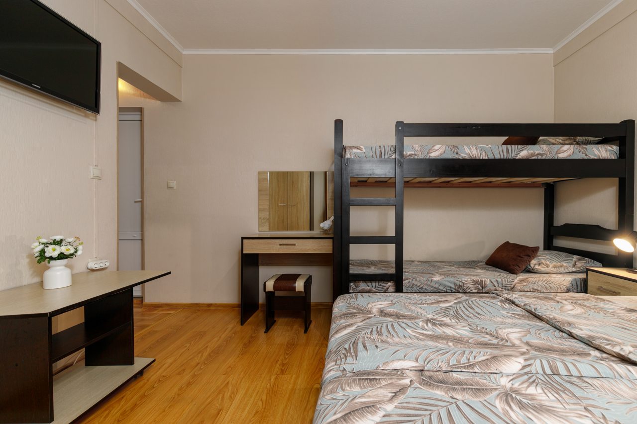 Семейный, Гостевой дом Семь Ветров