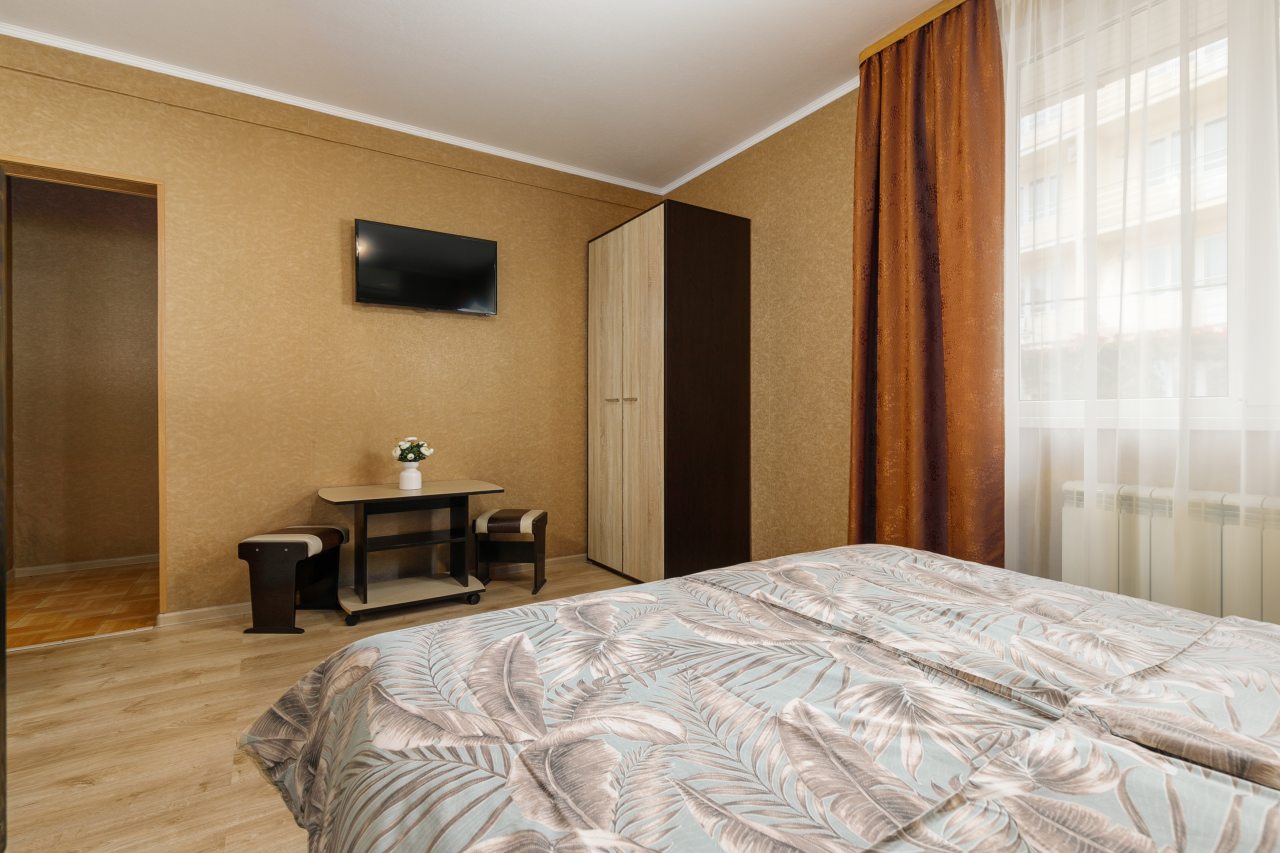 Семейный, Гостевой дом Семь Ветров