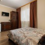 Семейный, Гостевой дом Семь Ветров