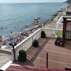 Апартаменты (Апартаменты с видом на море), Отель Пионер