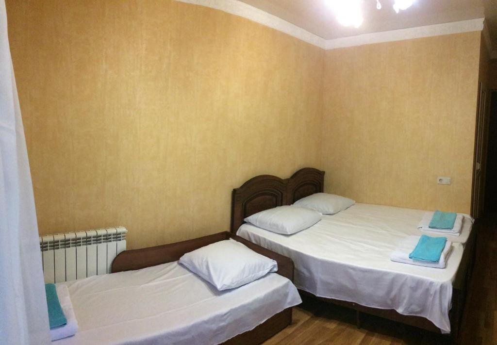 Трехместный (Стандартный трехместный номер), Гостевой дом Аврора